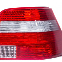 VW Golf 4 IV Limousine Rückleuchte rechts rot-weiß Bj 97-03