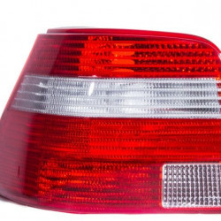 VW Golf 4 IV Limousine Rückleuchte links rot-weiß Bj 97-03