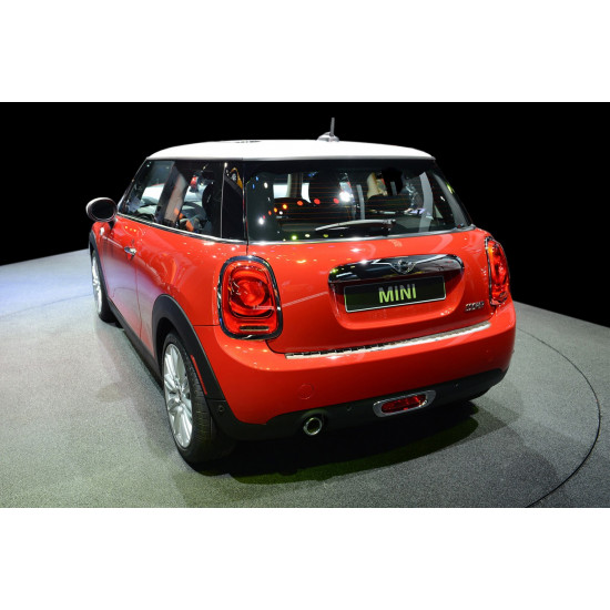 EDELSTAHL LADEKANTENSCHUTZ FÜR MINI III F56 AB BJ. 2014- EDELSTAHL LADEKANTENSCHUTZ FÜR MINI III F56 AB BJ. 2014-
